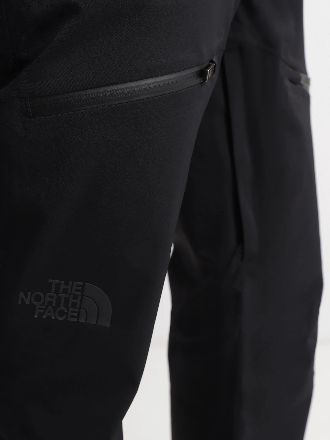 Брюки The North Face модель NF0A5IYVJK31 Брюки The North Face модель NF0A5IYVJK31 Фото
