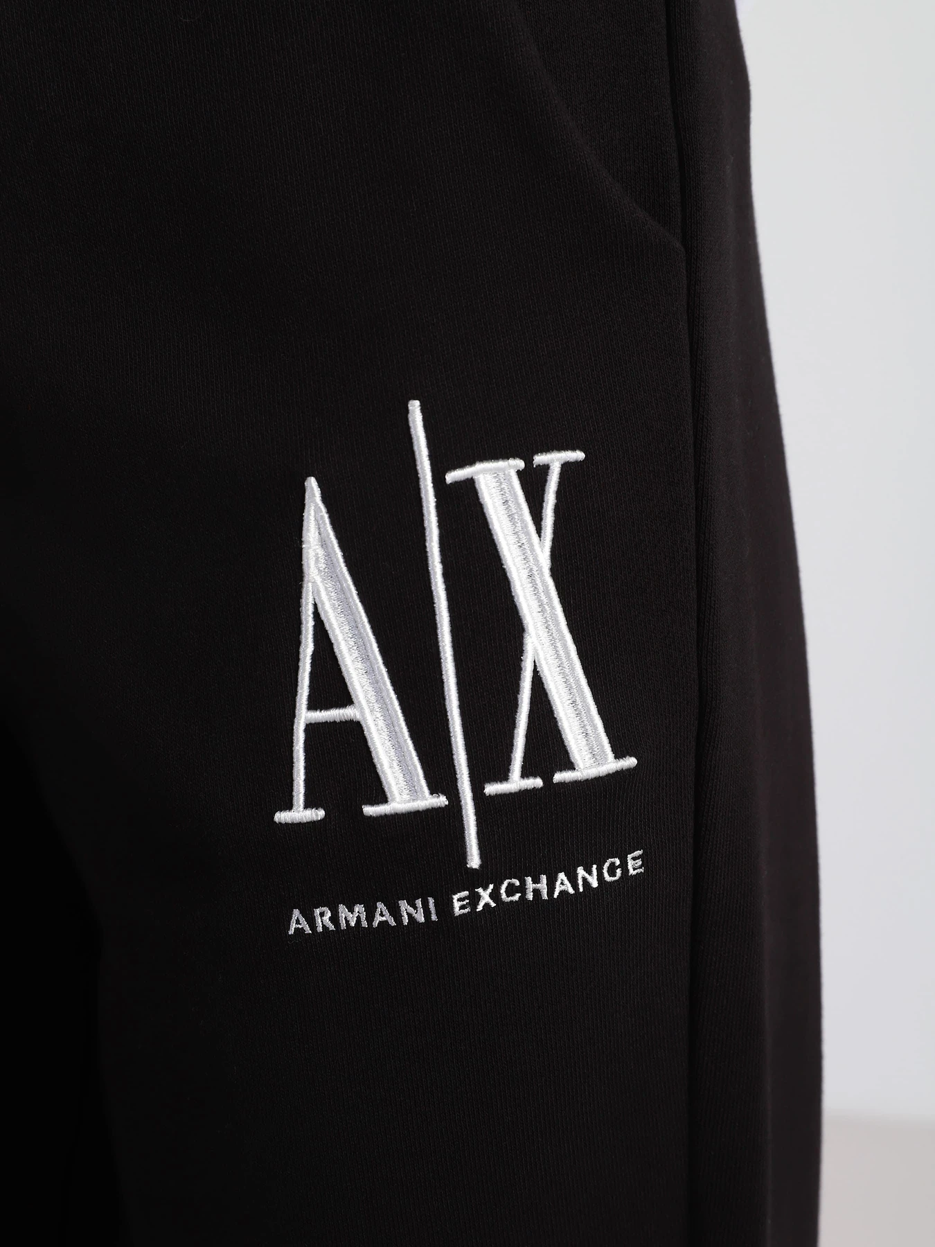 Брюки Armani Exchange модель 8NYPCX-YJ68Z-1200 Брюки Armani Exchange модель 8NYPCX-YJ68Z-1200 Фото