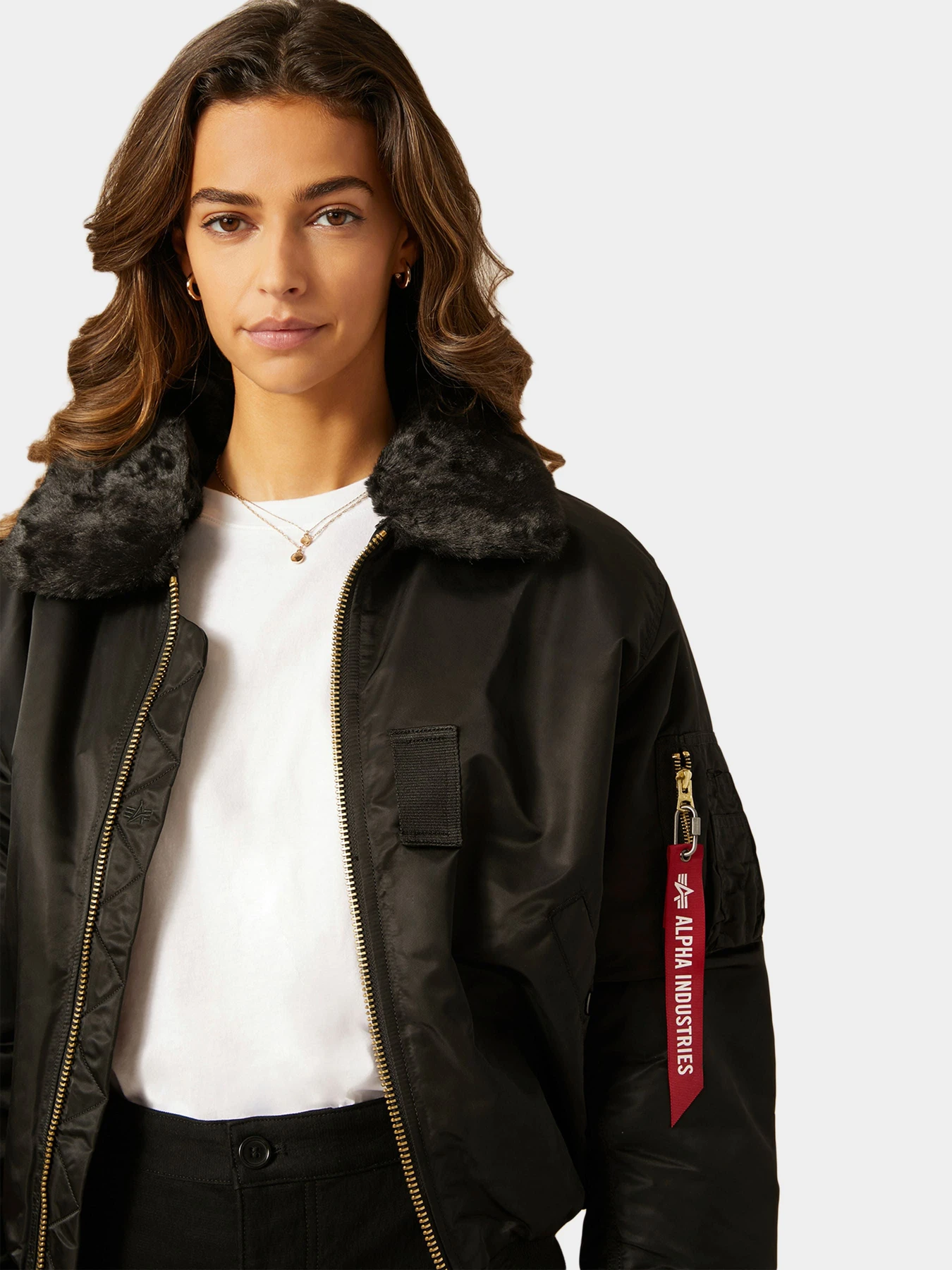 Куртки и дубленки Alpha Industries модель MJB23010C1_001 Куртки и дубленки Alpha Industries модель MJB23010C1_001 Фото