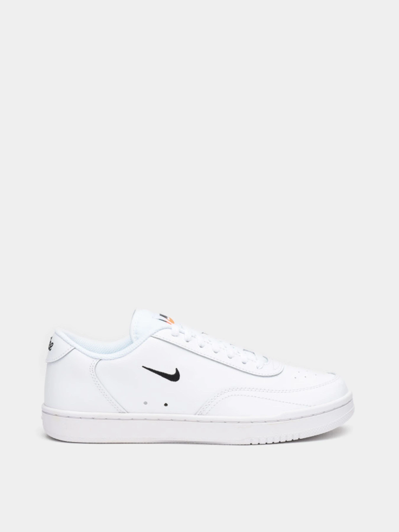 Кроссовки NIKE модель CJ1676-101 Кроссовки NIKE модель CJ1676-101 Фото