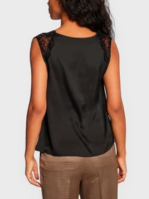 Футболки и поло GUESS модель W3RH55-WD8G2-JBLK Фото