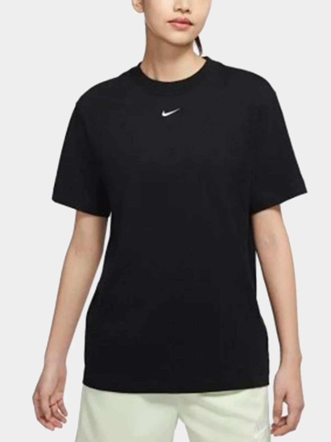 Футболки и поло NIKE модель DN5697-010 Футболки и поло NIKE модель DN5697-010 Фото