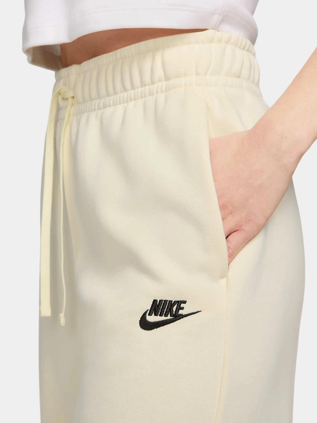 Брюки NIKE модель FB2727-113 Брюки NIKE модель FB2727-113 Фото