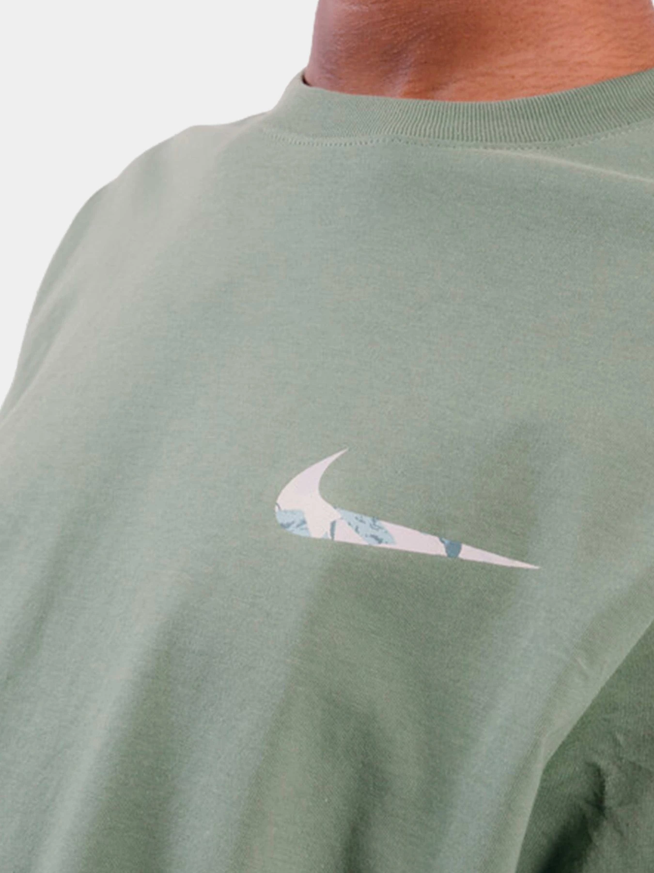Футболки и поло NIKE модель FD4200-386 Футболки и поло NIKE модель FD4200-386 Фото