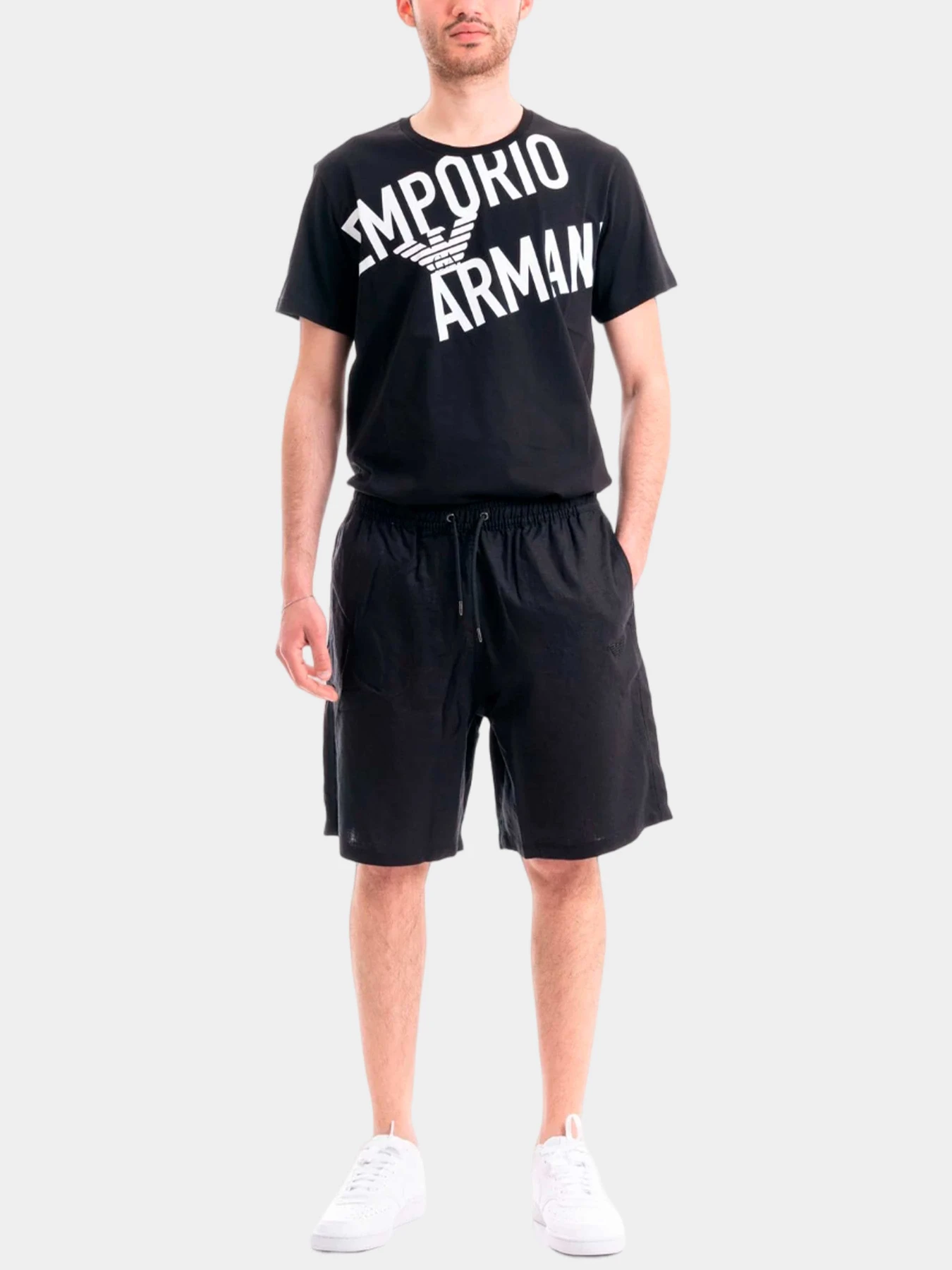 Шорты Emporio Armani модель 211864-3R467-00020 Шорты Emporio Armani модель 211864-3R467-00020 Фото