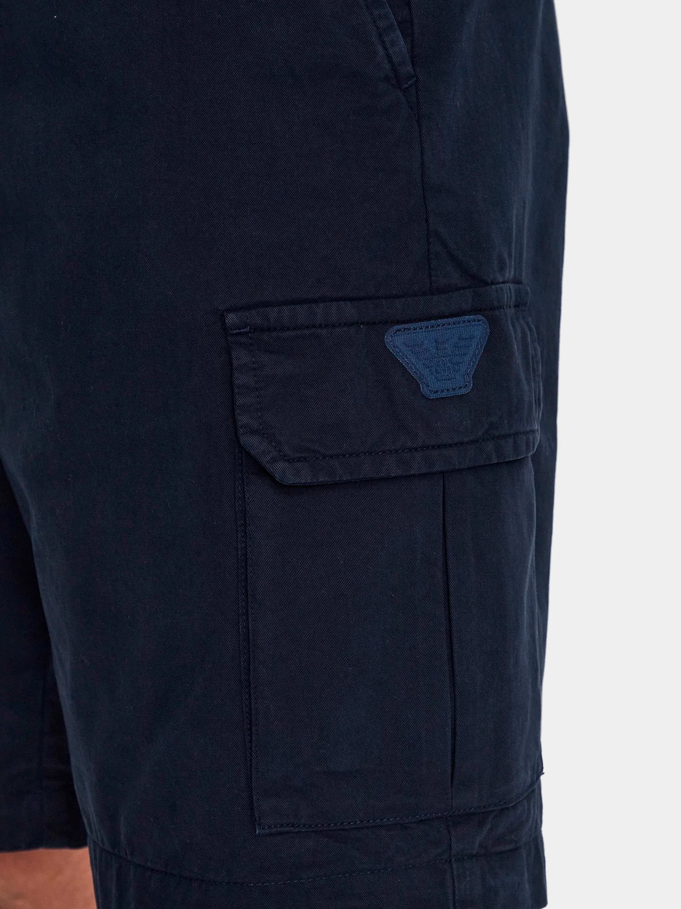 Шорты Emporio Armani модель 211835-3R471-06935 Шорты Emporio Armani модель 211835-3R471-06935 Фото