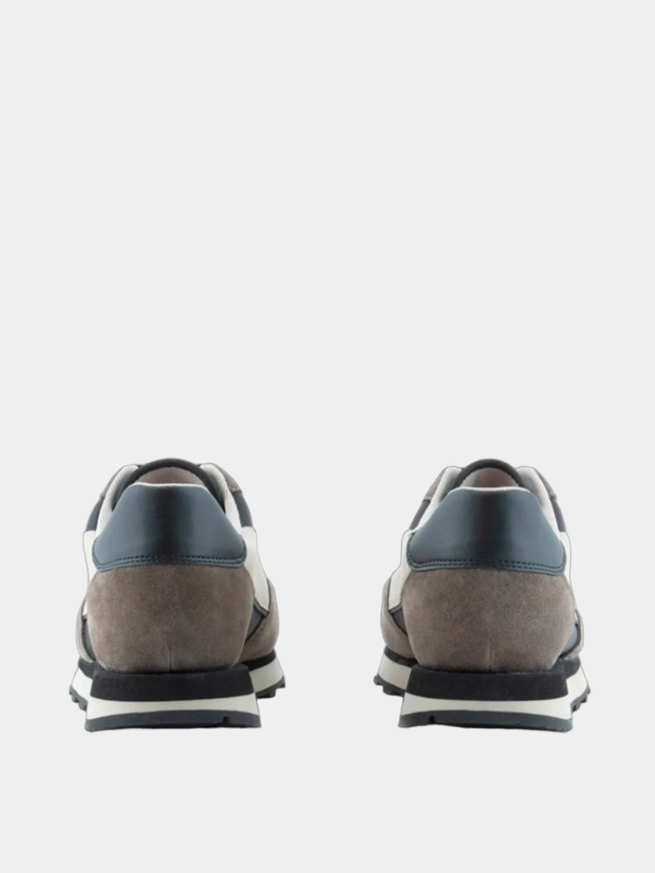 Кроссовки Armani Exchange модель XUX083-XV263-T080 Кроссовки Armani Exchange модель XUX083-XV263-T080 Фото