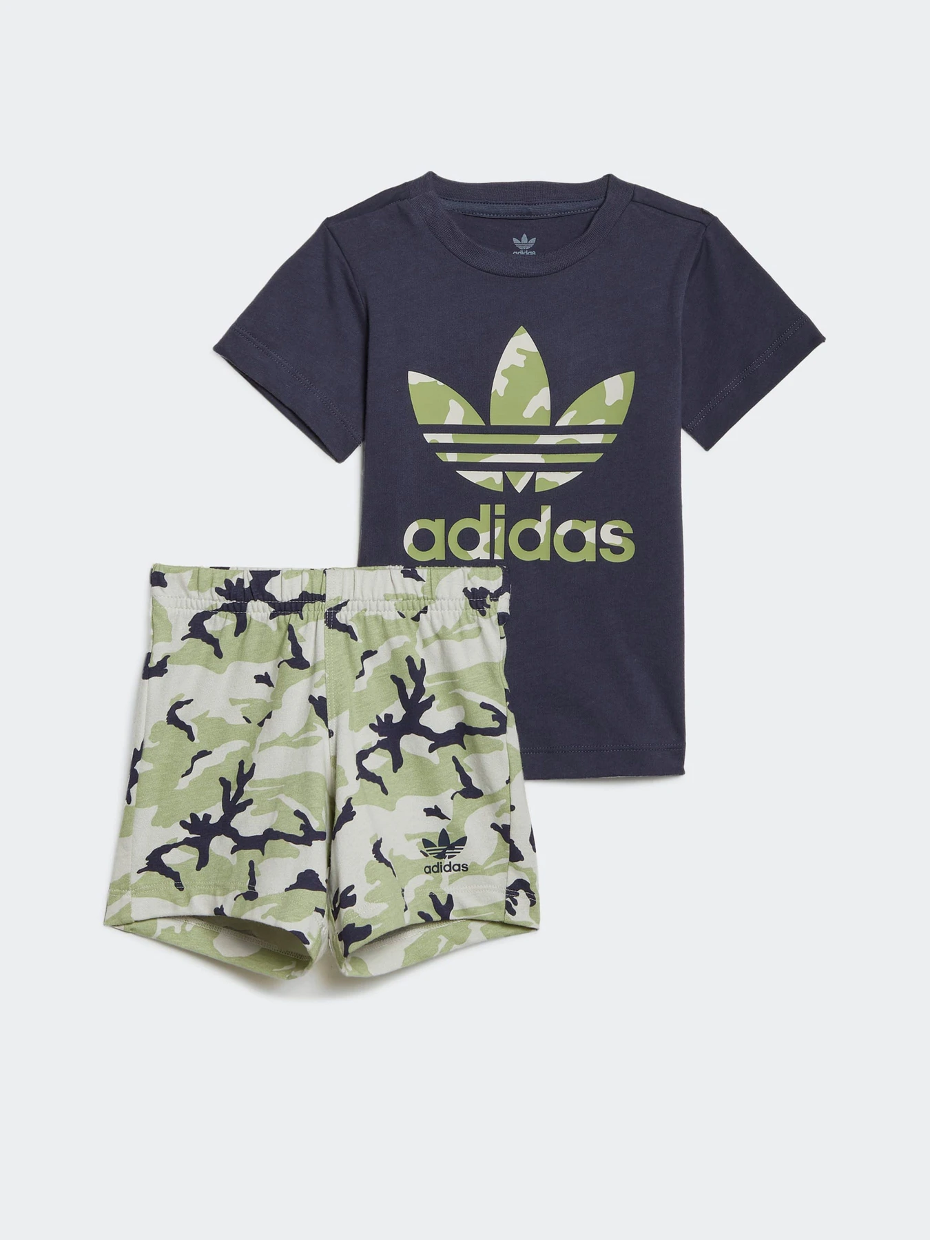 Костюмы Adidas модель HE6928 Костюмы Adidas модель HE6928 Фото