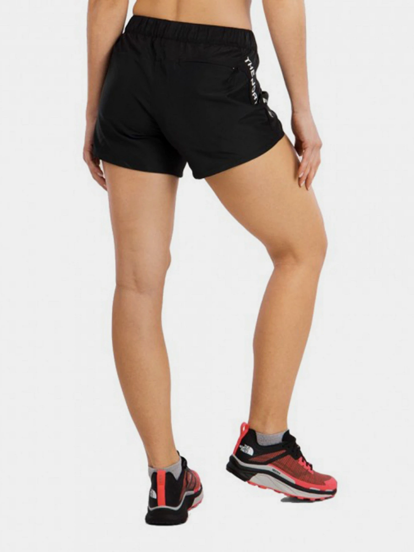 Шорты The North Face модель NF0A5IF6KX71 Шорты The North Face модель NF0A5IF6KX71 Фото