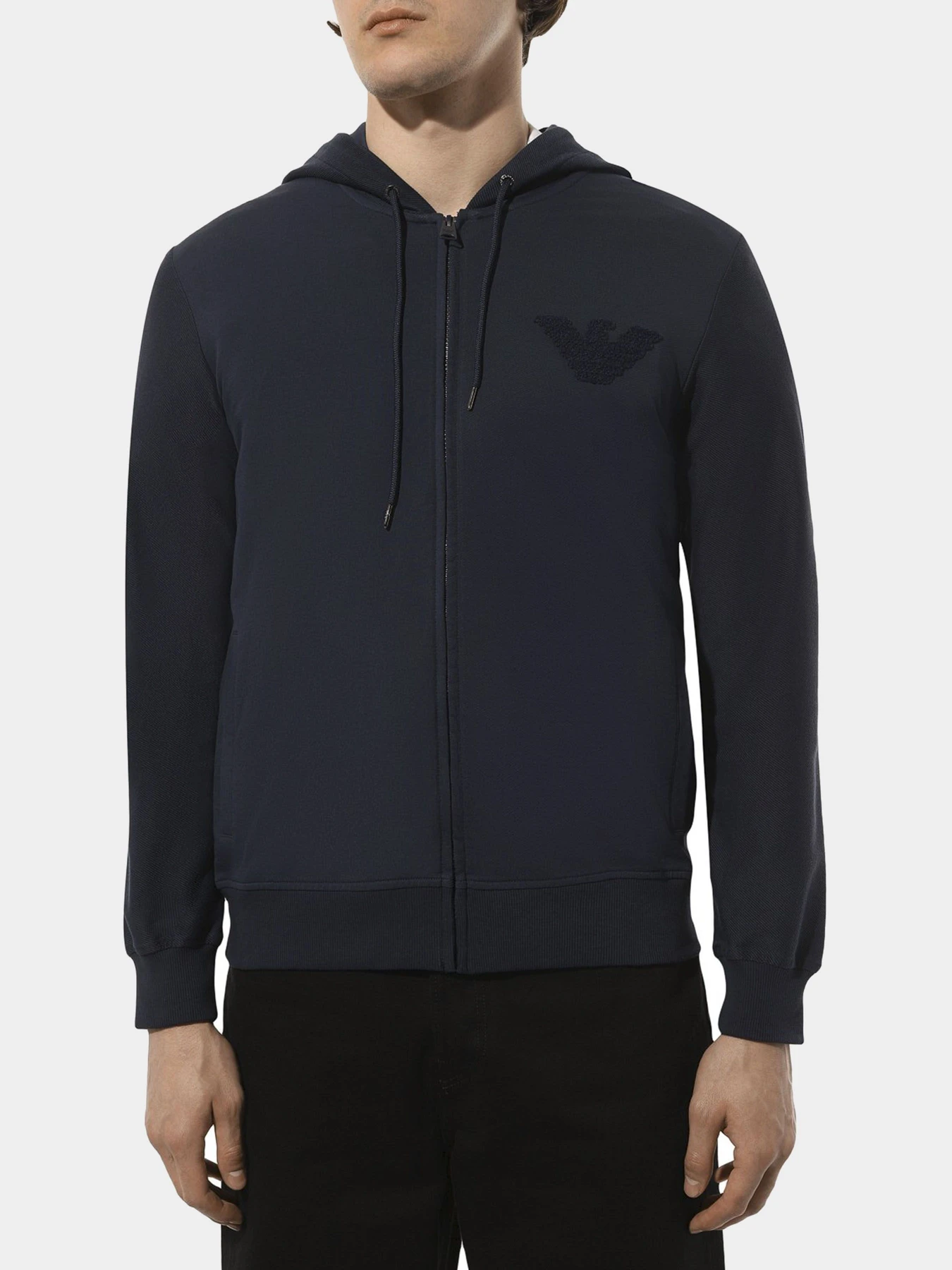 Худи и свитшоты Emporio Armani модель 211858-3R484-06935 Худи и свитшоты Emporio Armani модель 211858-3R484-06935 Фото
