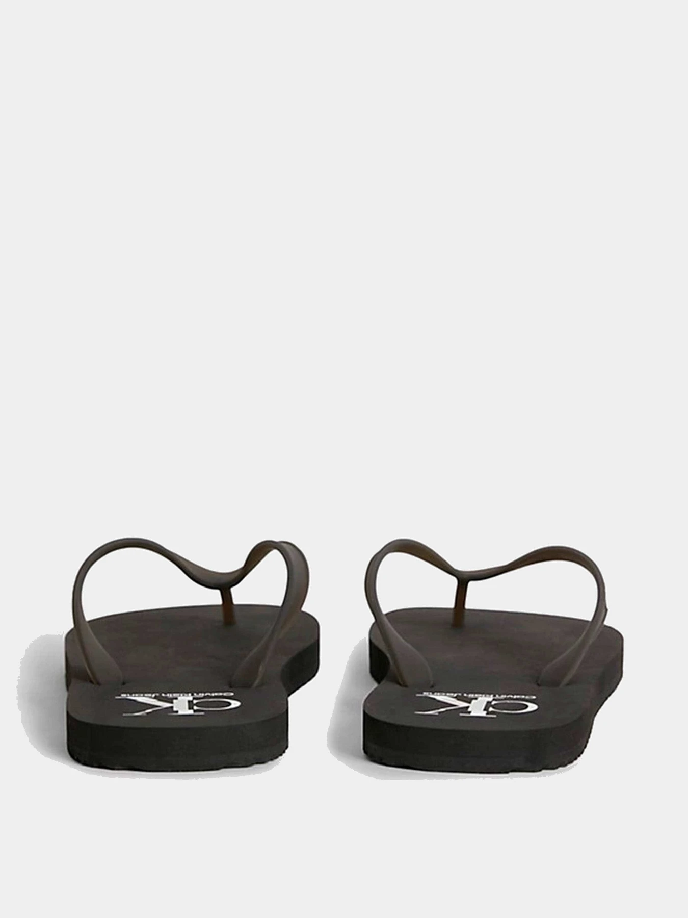 Шлёпанцы Calvin Klein модель YM0YM00656-BDS Шлёпанцы Calvin Klein модель YM0YM00656-BDS Фото