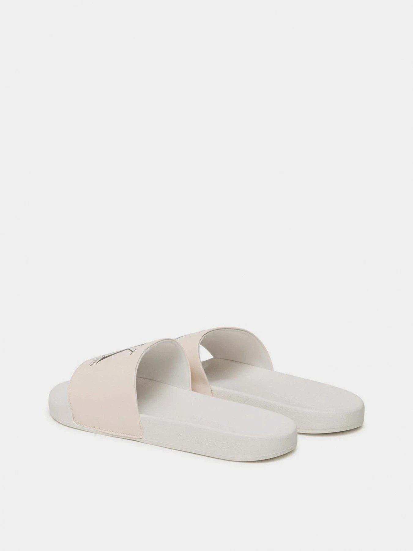 Шлёпанцы Calvin Klein модель YM0YM00662-YBH Шлёпанцы Calvin Klein модель YM0YM00662-YBH Фото