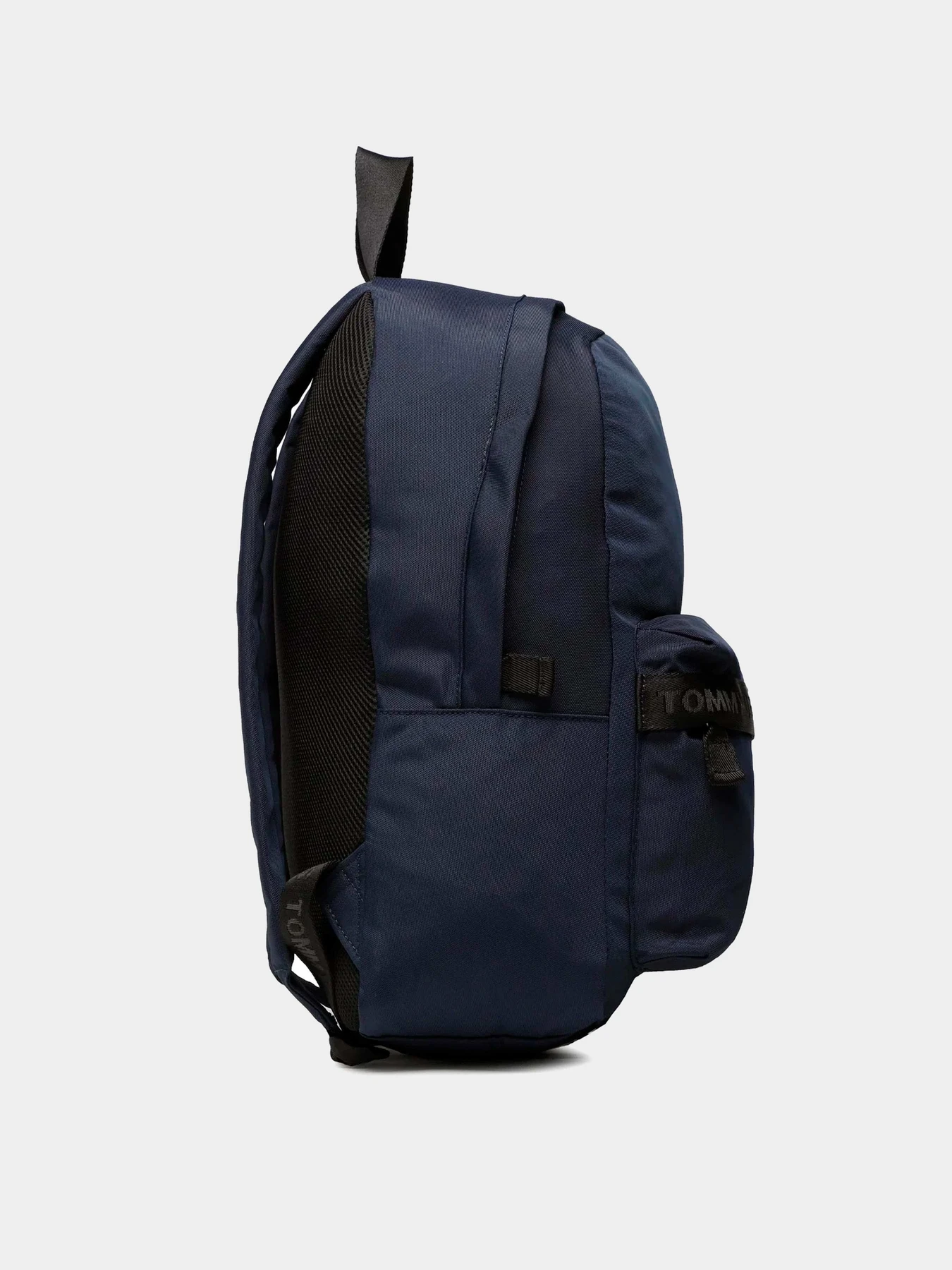 Рюкзаки Tommy Hilfiger модель AM0AM11175-C87 Рюкзаки Tommy Hilfiger модель AM0AM11175-C87 Фото