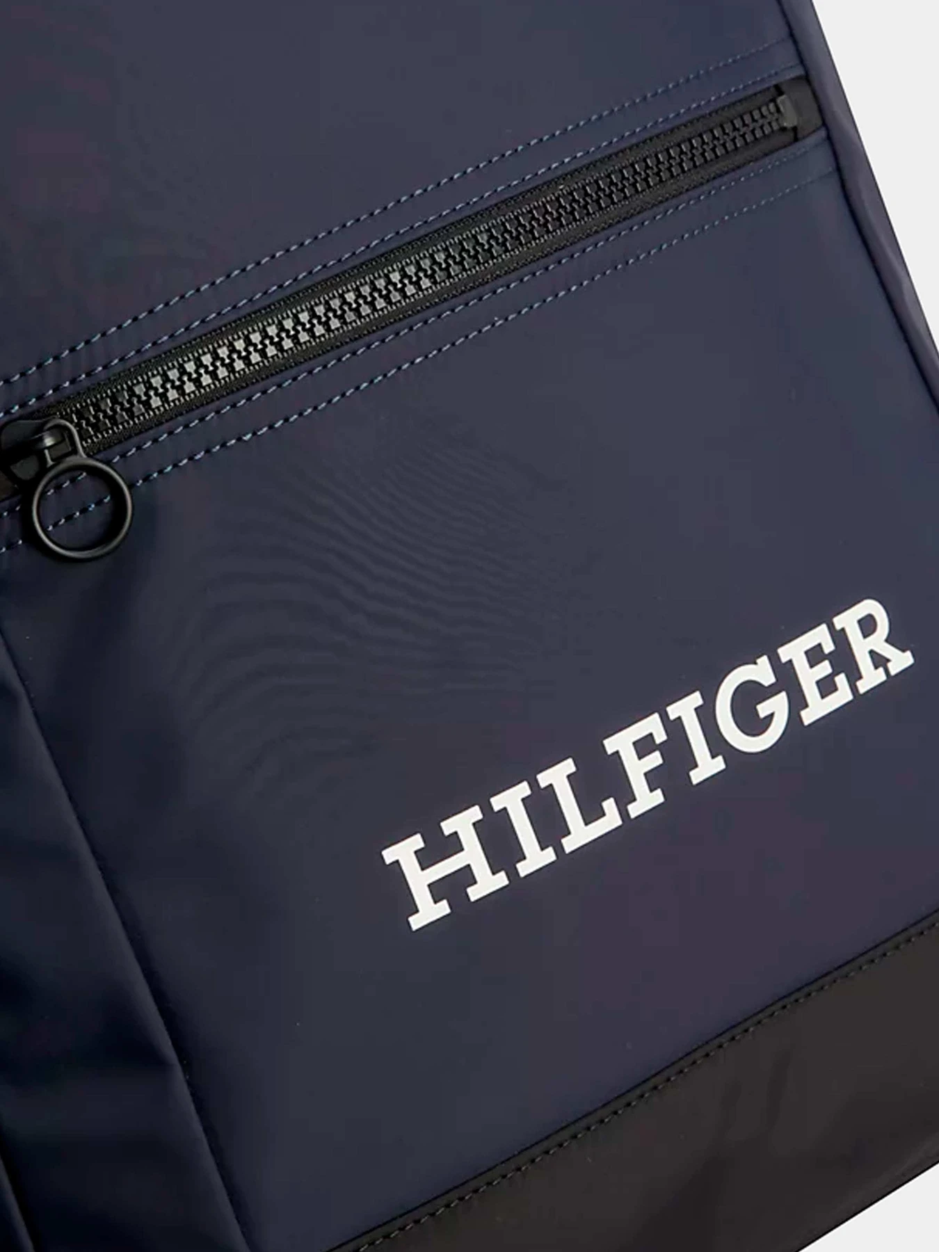 Рюкзаки Tommy Hilfiger модель AM0AM11320-DW6 Рюкзаки Tommy Hilfiger модель AM0AM11320-DW6 Фото