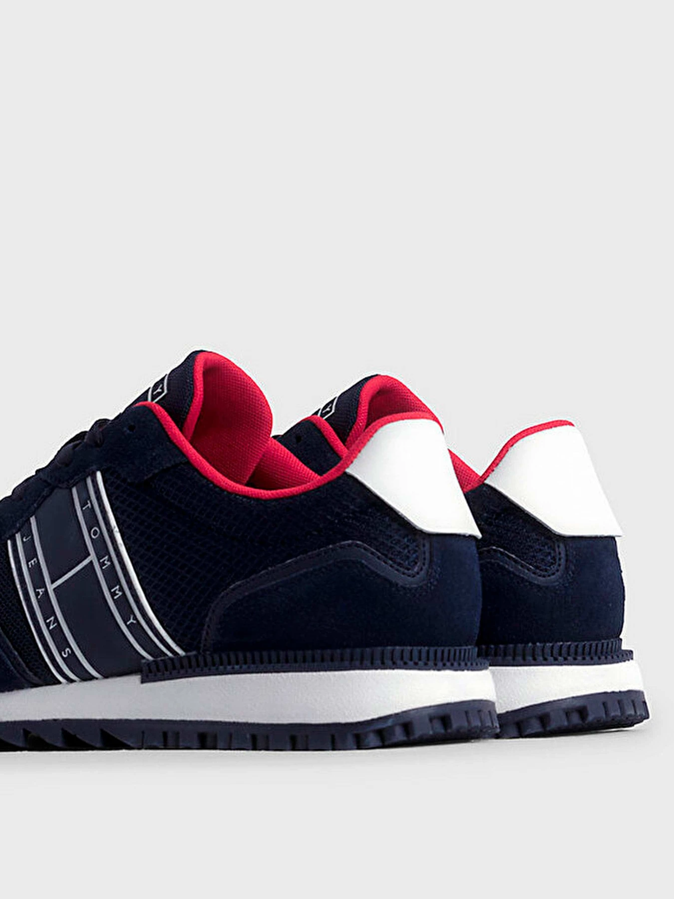 Кроссовки Tommy Hilfiger модель EM0EM01223-DW5 Кроссовки Tommy Hilfiger модель EM0EM01223-DW5 Фото