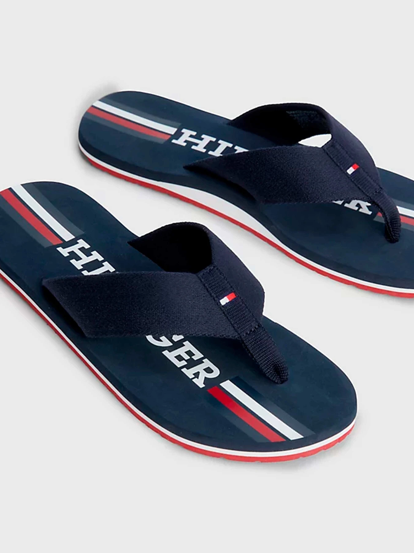 Шлёпанцы Tommy Hilfiger модель FM0FM04619-DW5 Фото