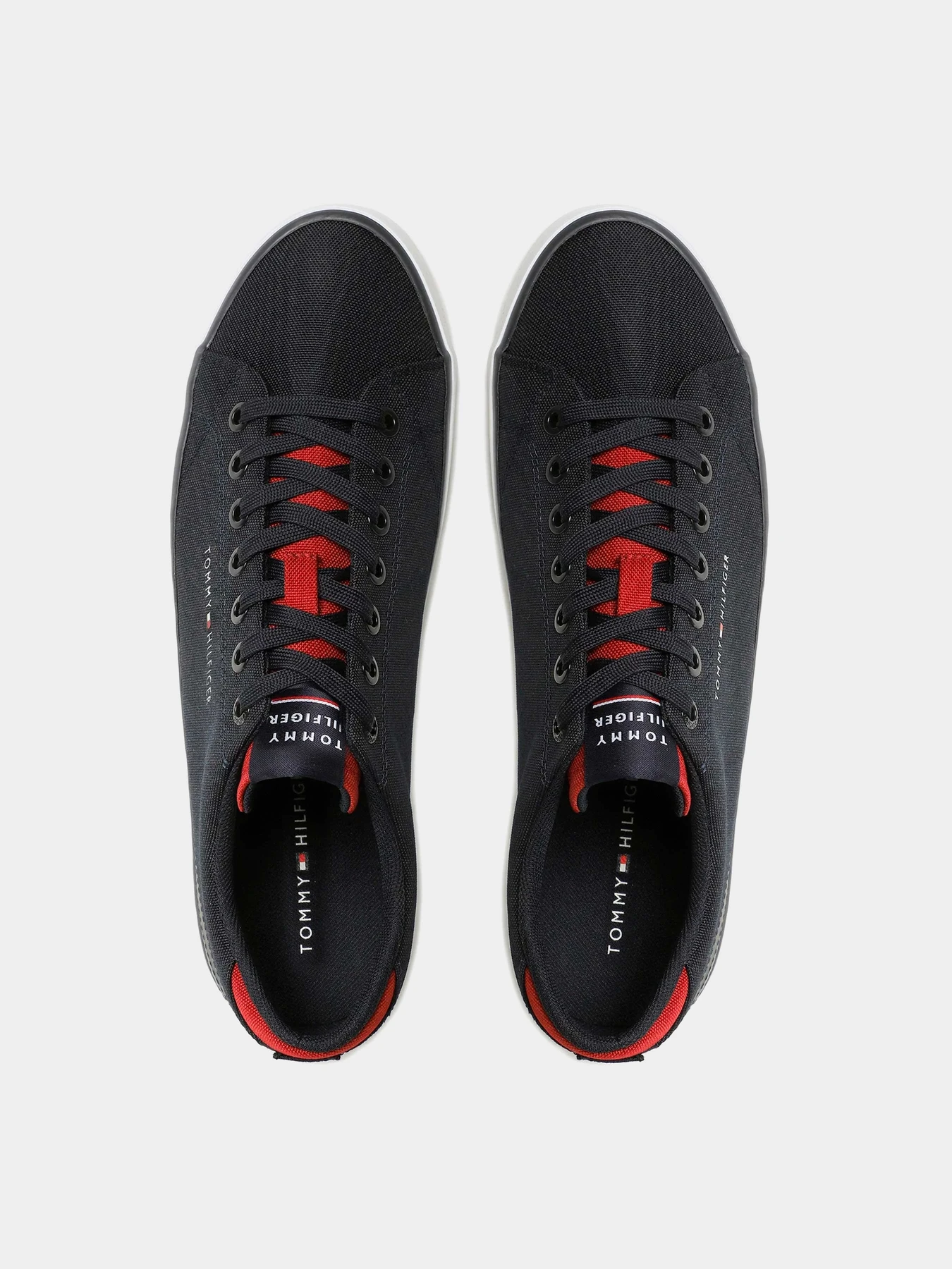 Кеды Tommy Hilfiger модель FM0FM04685-DW5 Кеды Tommy Hilfiger модель FM0FM04685-DW5 Фото