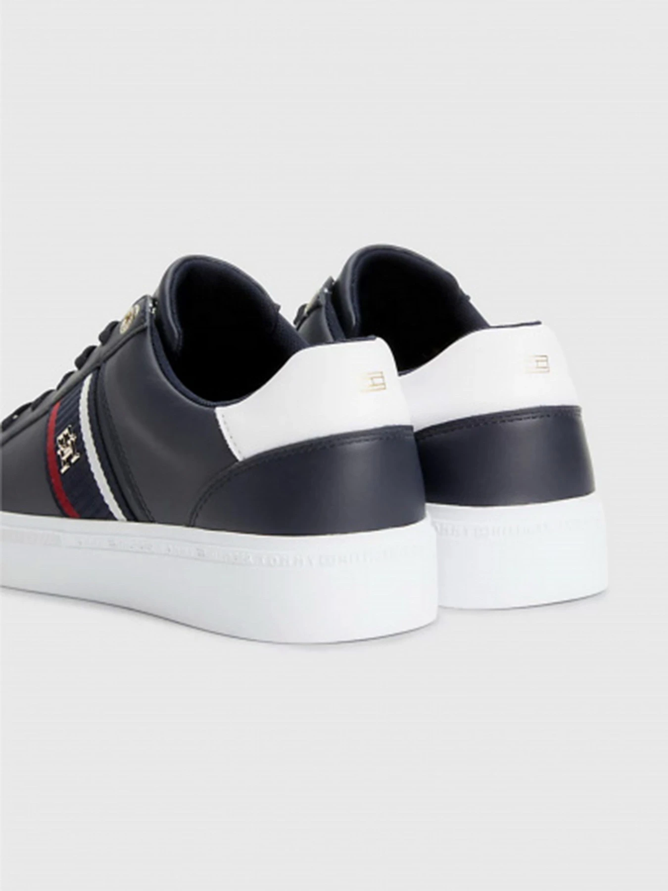 Кеды Tommy Hilfiger модель FW0FW07379-DW6 Кеды Tommy Hilfiger модель FW0FW07379-DW6 Фото