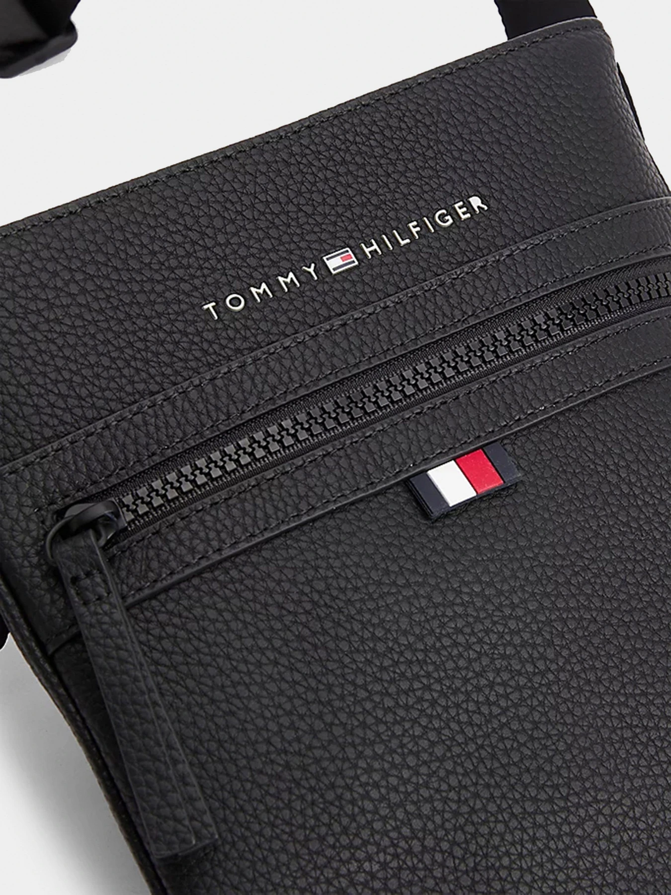 Сумки Tommy Hilfiger модель AM0AM09505-BDS Фото