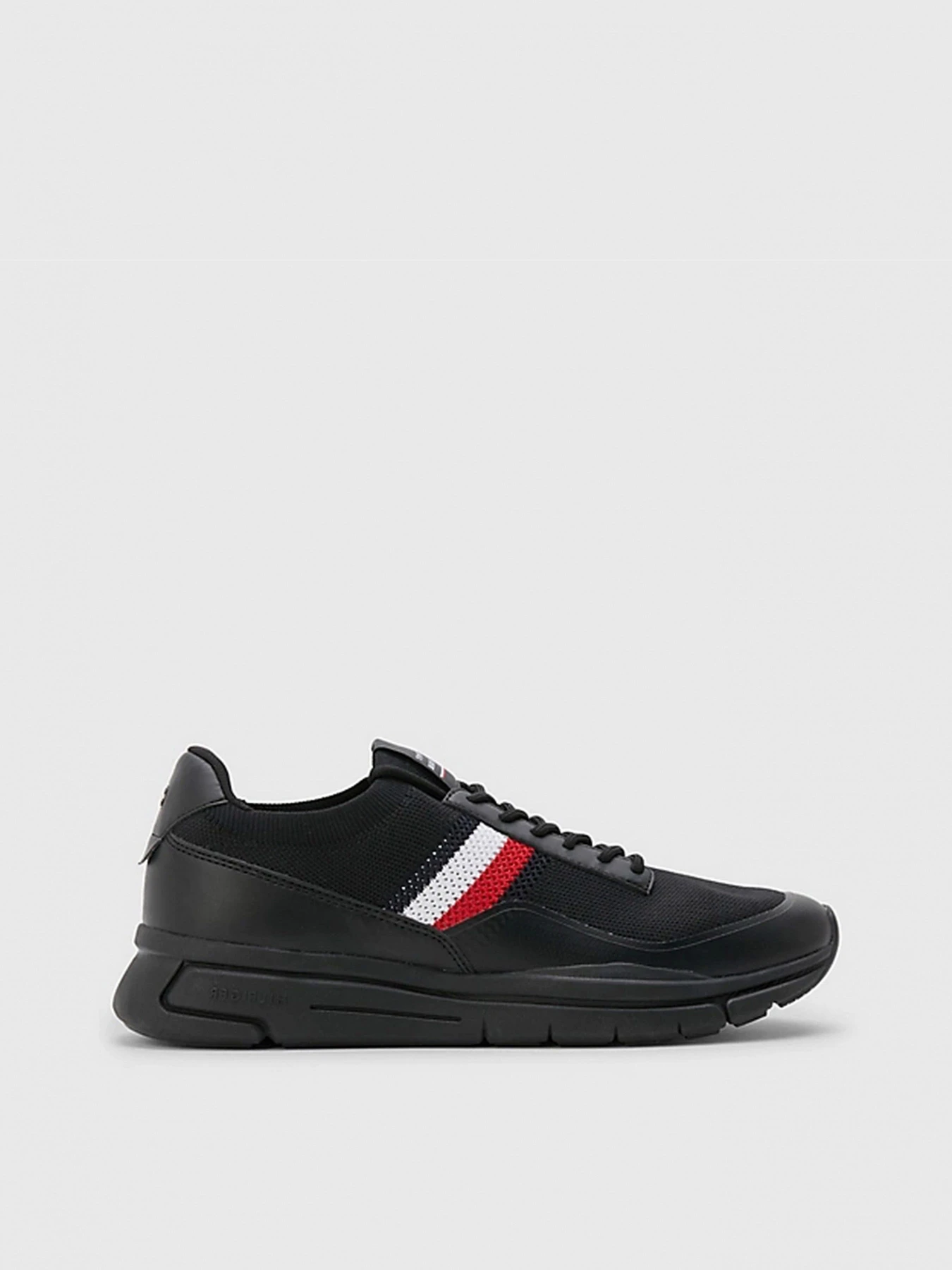 Кроссовки Tommy Hilfiger модель FM0FM04502-BDS Кроссовки Tommy Hilfiger модель FM0FM04502-BDS Фото