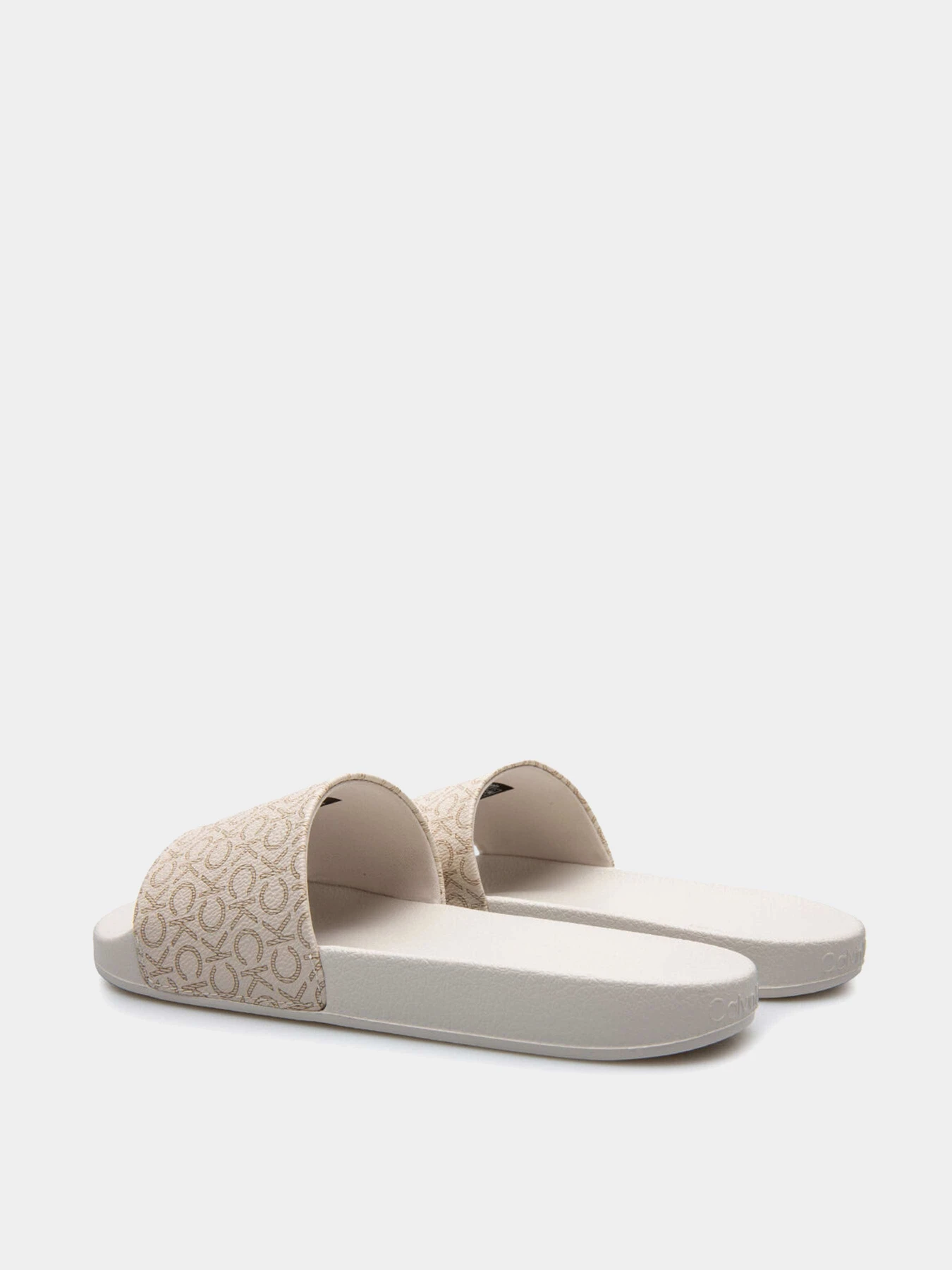 Шлёпанцы Calvin Klein модель HW0HW01528-0F7 Шлёпанцы Calvin Klein модель HW0HW01528-0F7 Фото
