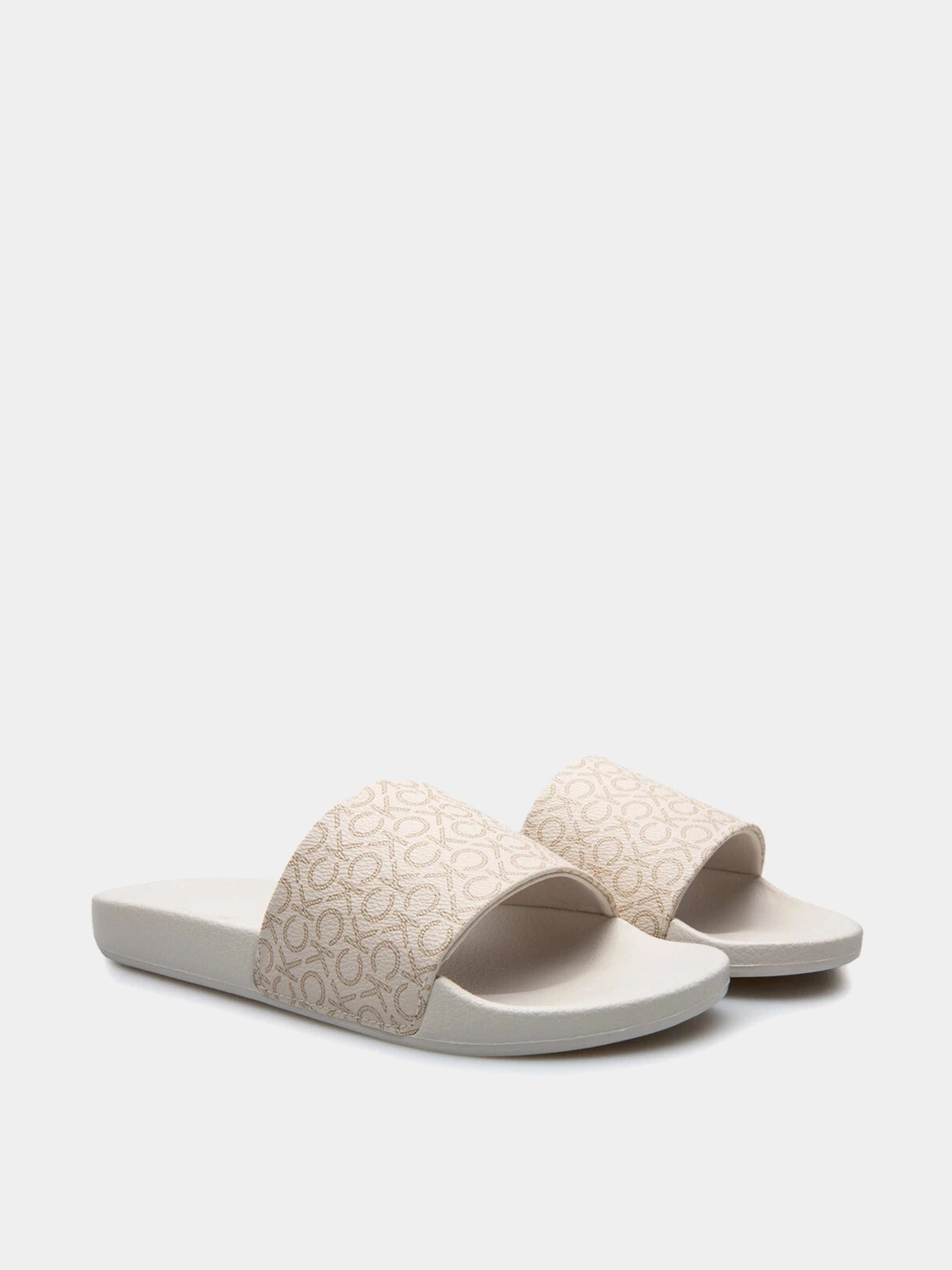 Шлёпанцы Calvin Klein модель HW0HW01528-0F7 Шлёпанцы Calvin Klein модель HW0HW01528-0F7 Фото