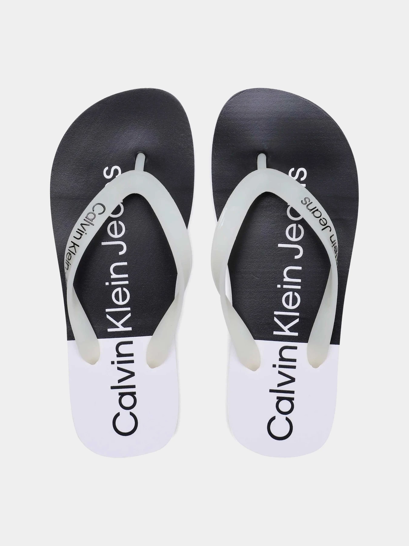 Шлёпанцы Calvin Klein модель YW0YW00716-0K4 Шлёпанцы Calvin Klein модель YW0YW00716-0K4 Фото