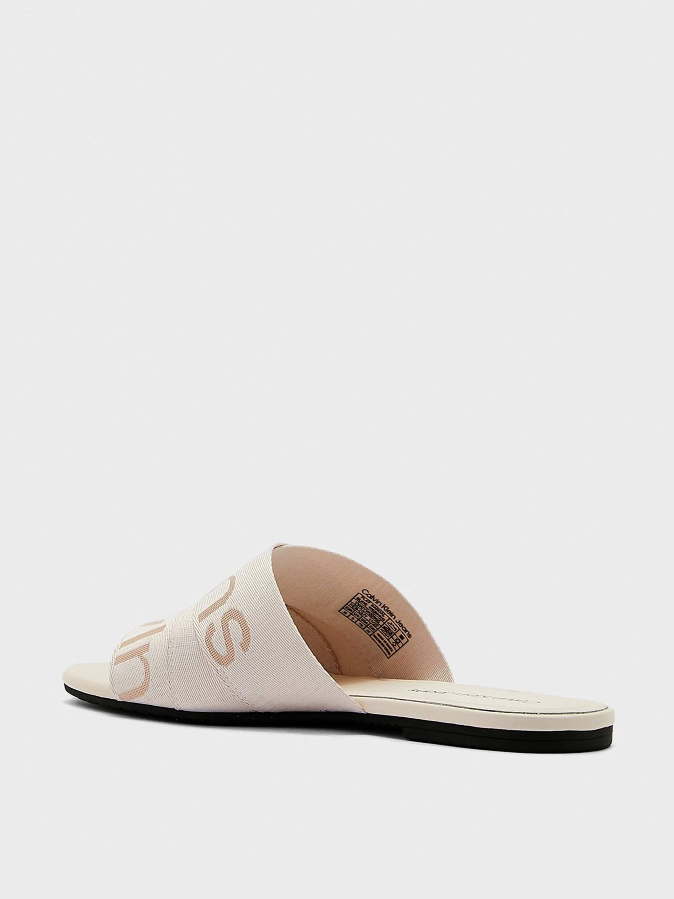Шлёпанцы Calvin Klein модель YW0YW00955-YBH Шлёпанцы Calvin Klein модель YW0YW00955-YBH Фото
