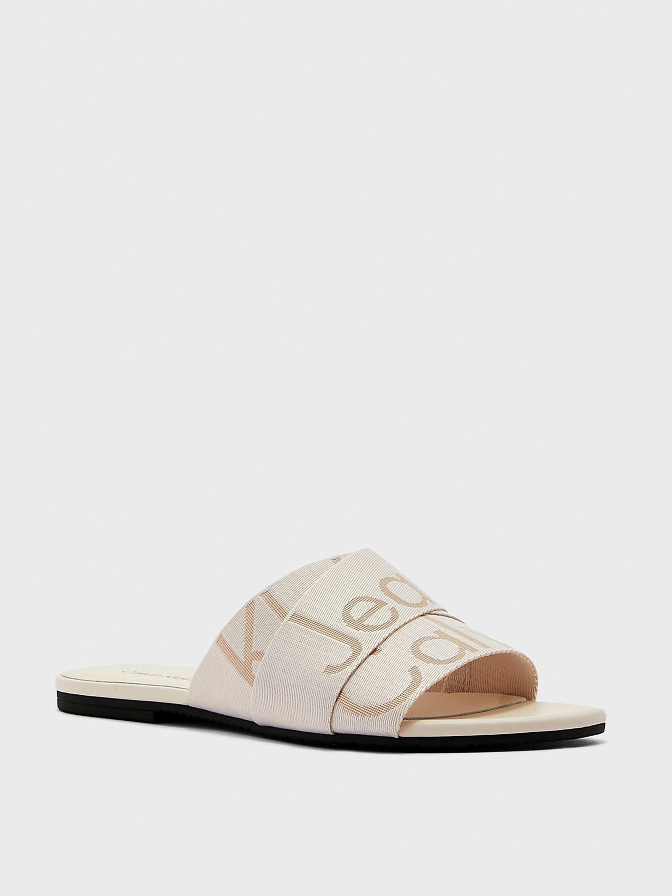 Шлёпанцы Calvin Klein модель YW0YW00955-YBH Шлёпанцы Calvin Klein модель YW0YW00955-YBH Фото