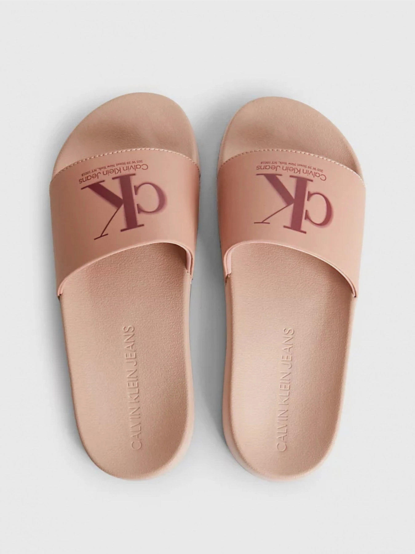 Шлёпанцы Calvin Klein модель YW0YW01000-0J1 Шлёпанцы Calvin Klein модель YW0YW01000-0J1 Фото