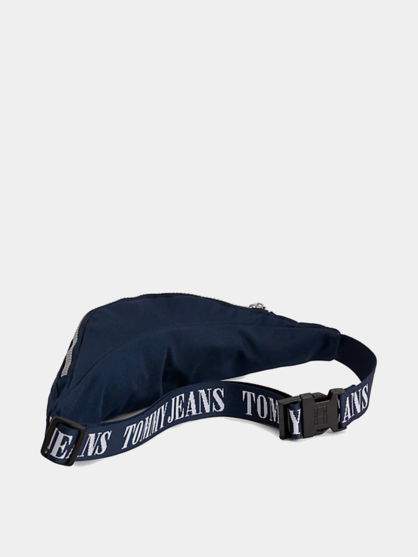 Сумки Tommy Hilfiger модель AM0AM11153-C87 Сумки Tommy Hilfiger модель AM0AM11153-C87 Фото
