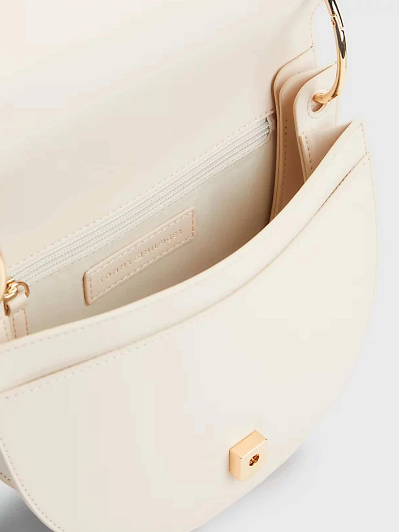 Сумки Tommy Hilfiger модель AW0AW14862-AA8 Фото