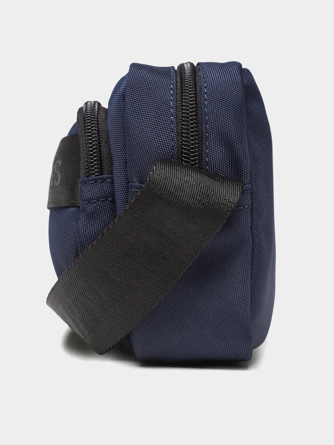 Сумки Tommy Hilfiger модель AW0AW14950-C87 Сумки Tommy Hilfiger модель AW0AW14950-C87 Фото