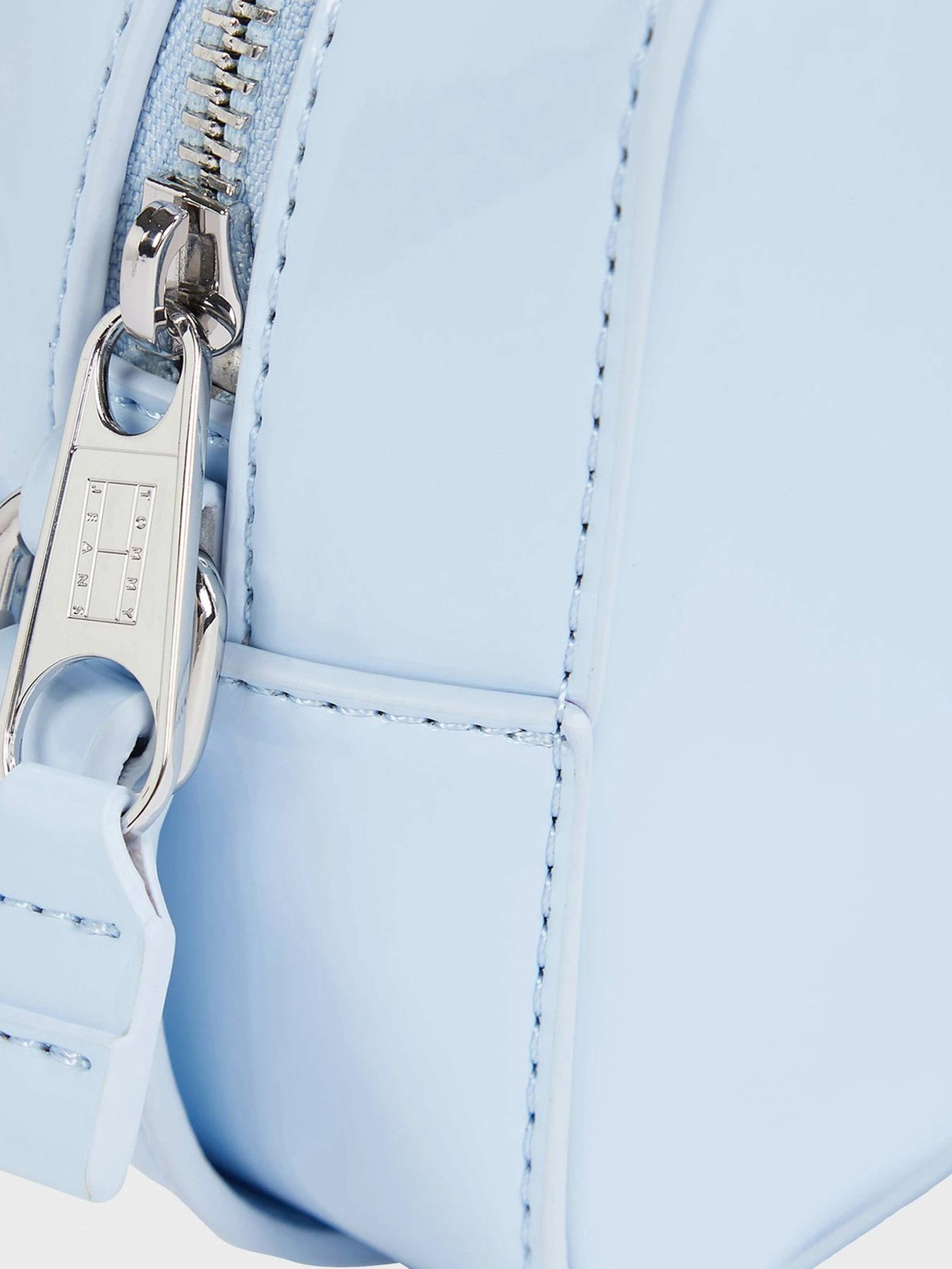 Сумки Tommy Hilfiger модель AW0AW14955-C1Q Фото