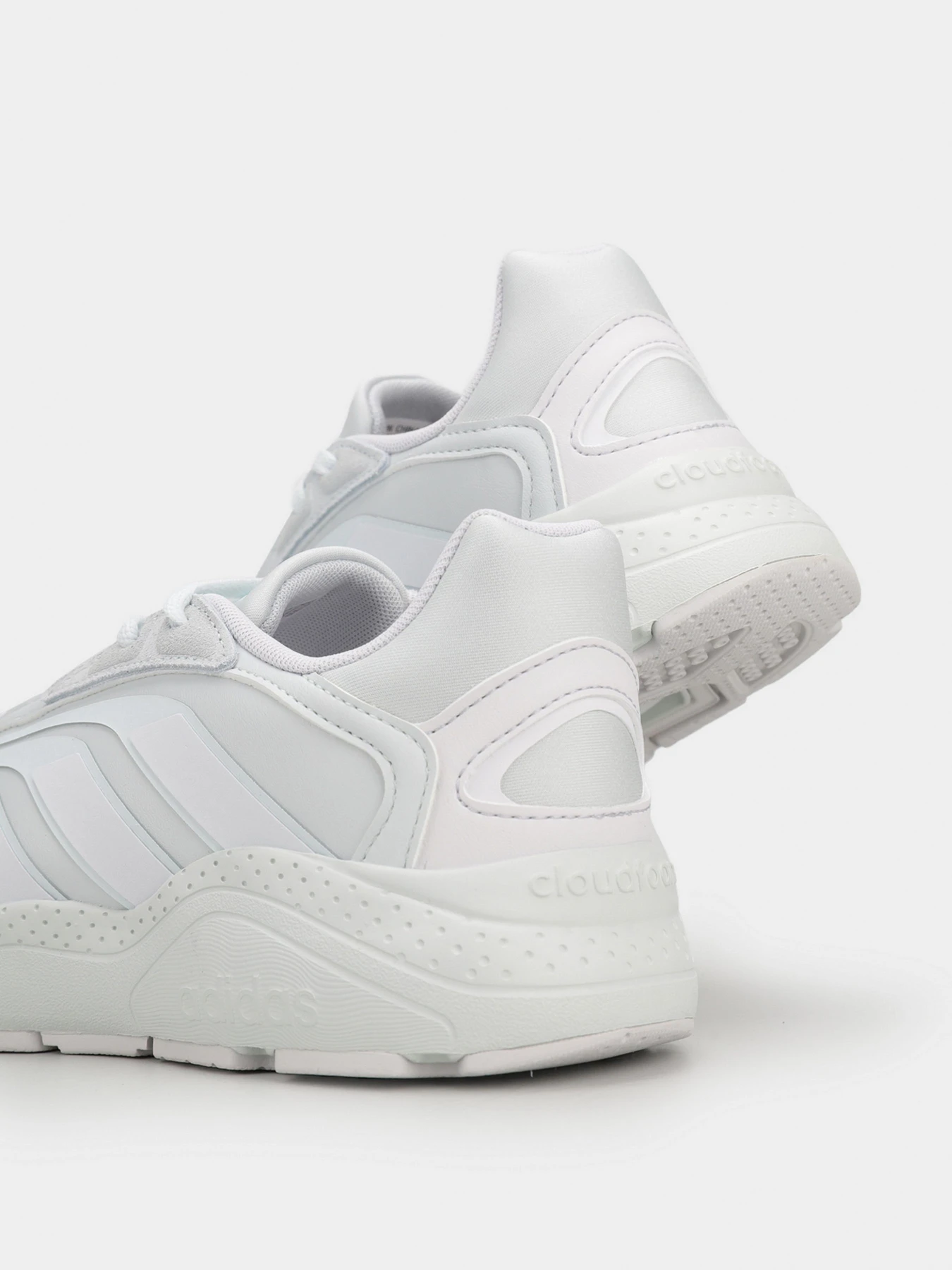 Кроссовки Adidas модель GZ0984 Кроссовки Adidas модель GZ0984 Фото