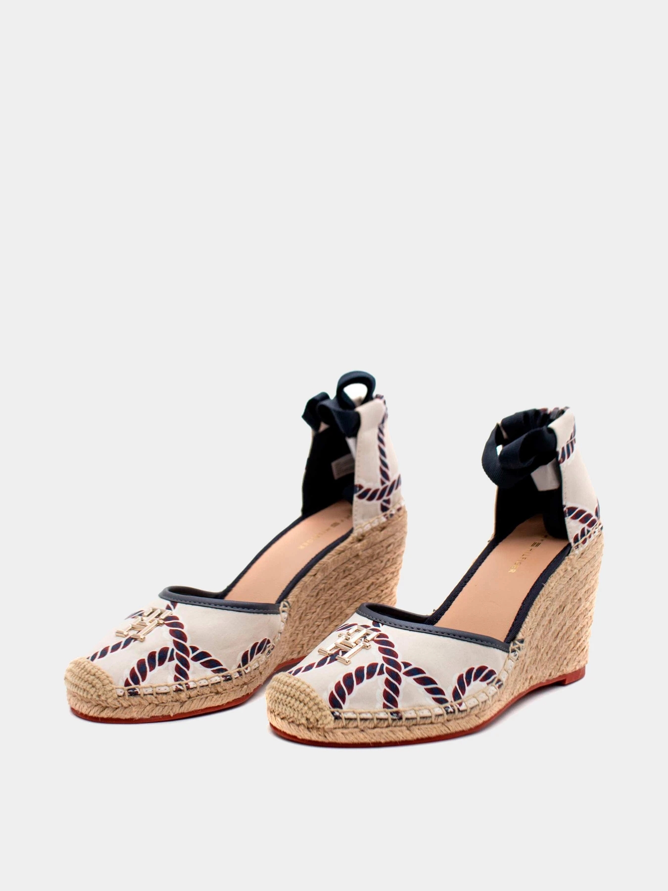 Босоножки Tommy Hilfiger модель FW0FW07217-DW6 Босоножки Tommy Hilfiger модель FW0FW07217-DW6 Фото