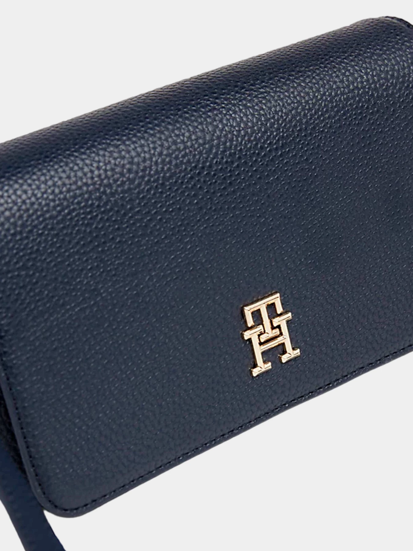 Сумки Tommy Hilfiger модель AW0AW15180-DW6 Сумки Tommy Hilfiger модель AW0AW15180-DW6 Фото