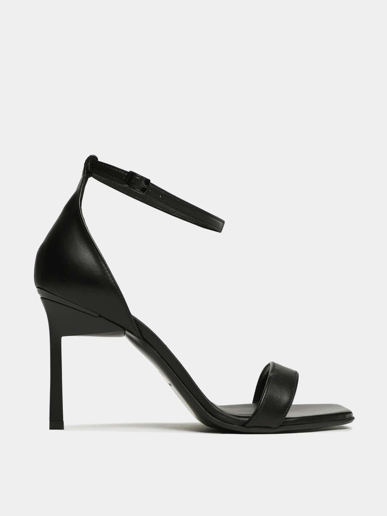 Босоножки Calvin Klein модель HW0HW01610-BEH Босоножки Calvin Klein модель HW0HW01610-BEH Фото
