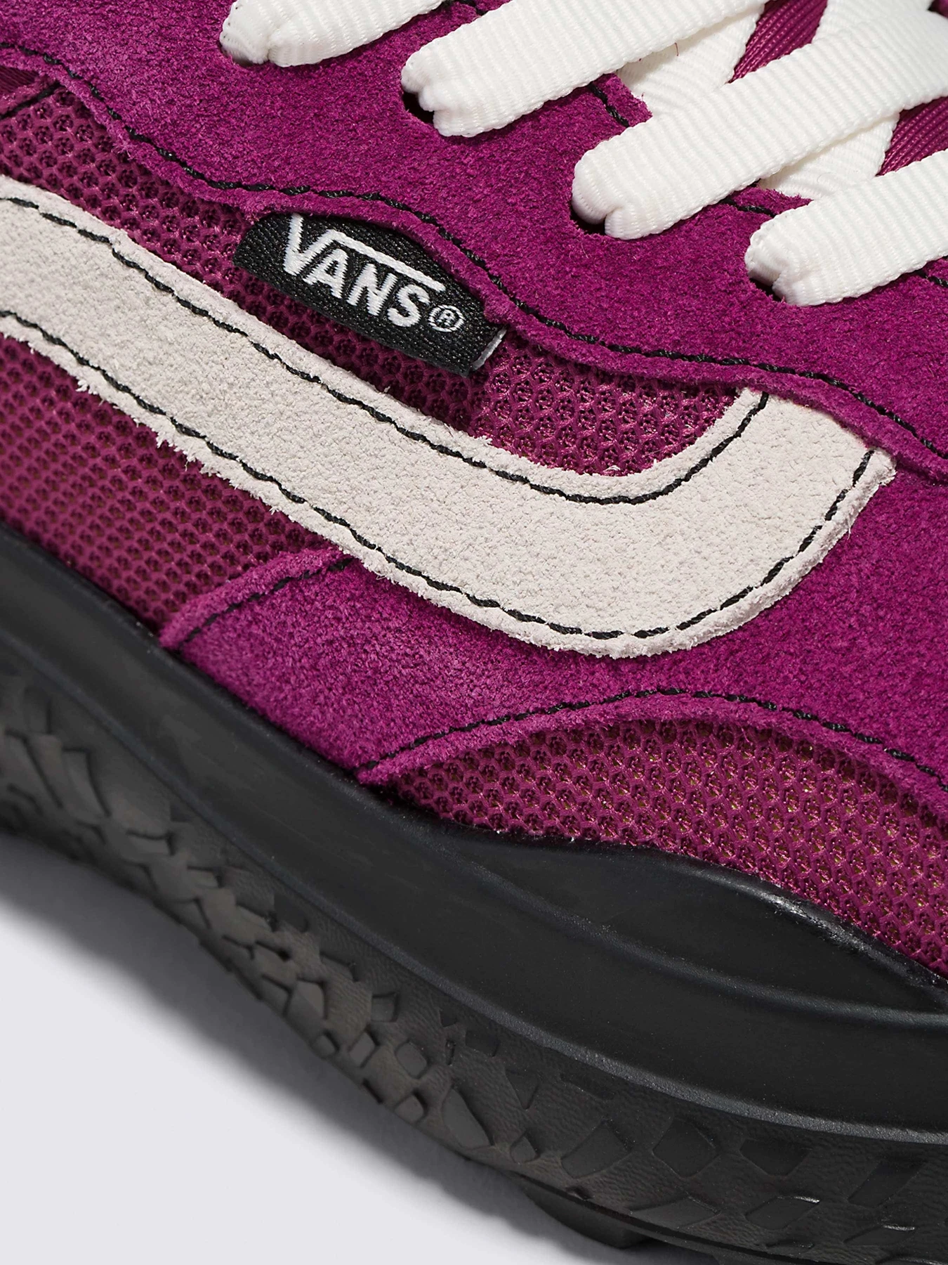 Кроссовки Vans модель VN000BCEBG21 Кроссовки Vans модель VN000BCEBG21 Фото