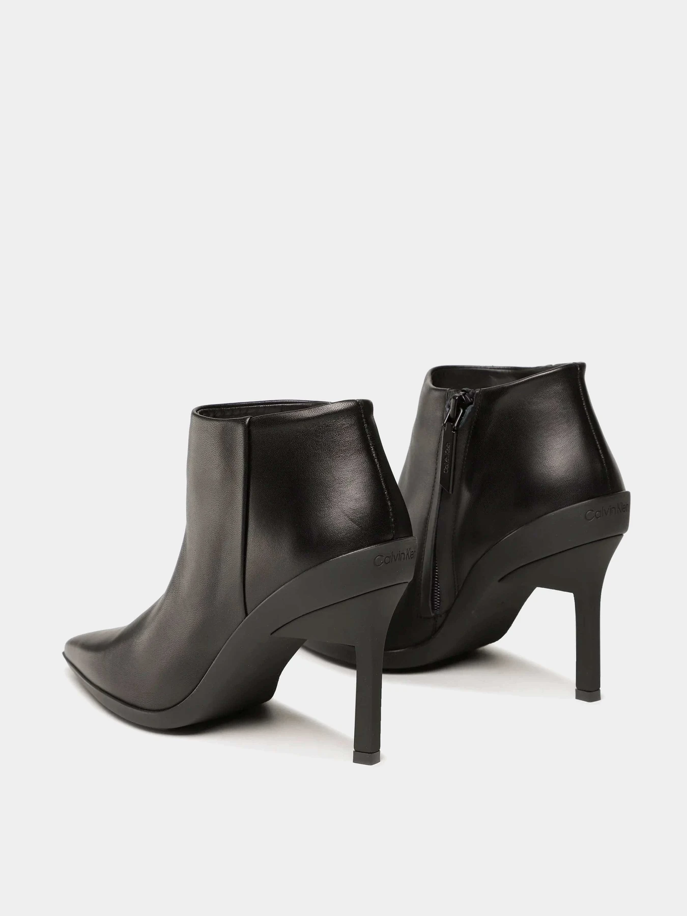 Ботинки и сапоги Calvin Klein модель HW0HW01600-BEH Ботинки и сапоги Calvin Klein модель HW0HW01600-BEH Фото