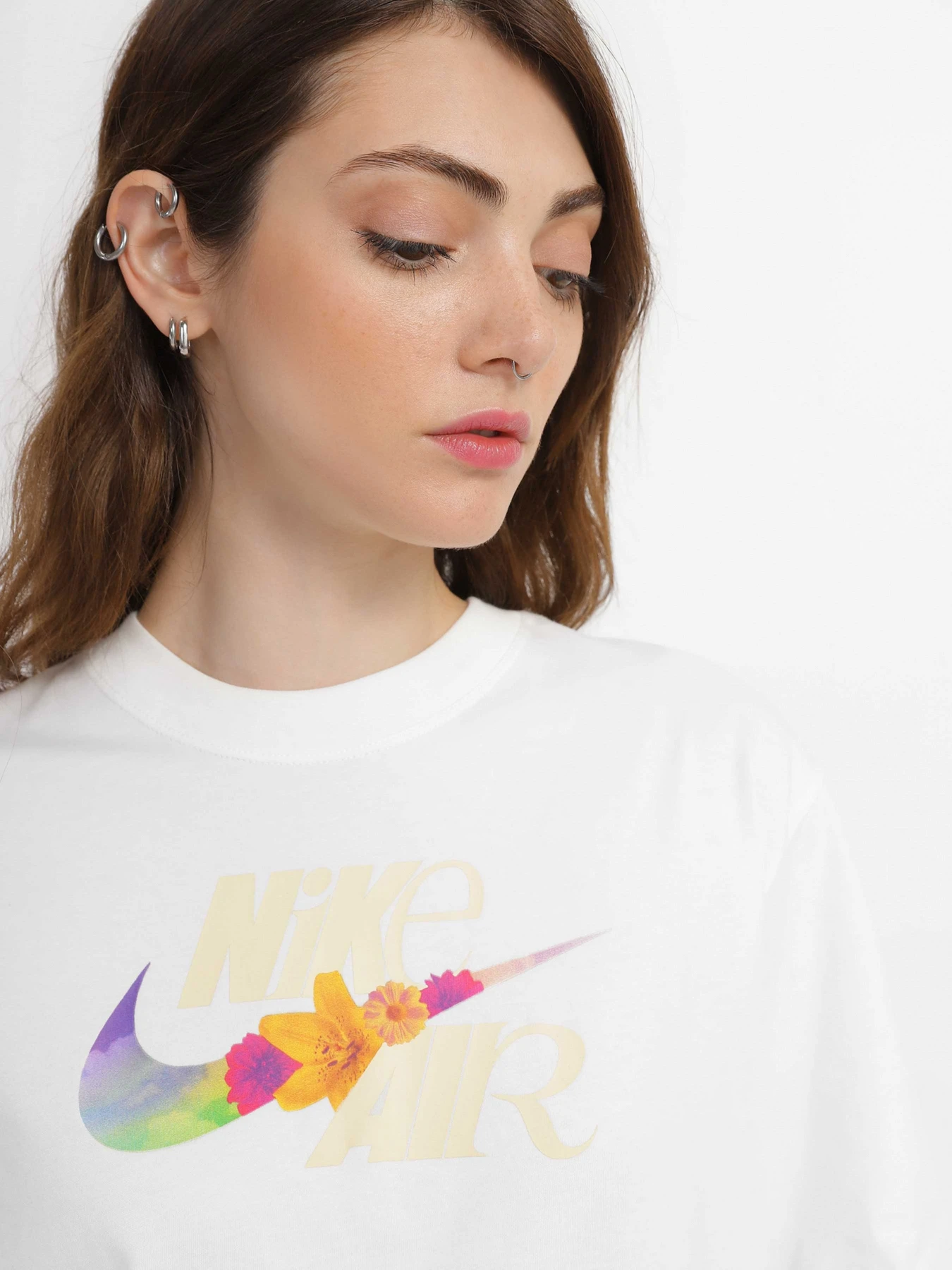 Футболки и поло NIKE модель FB8191-133 Футболки и поло NIKE модель FB8191-133 Фото