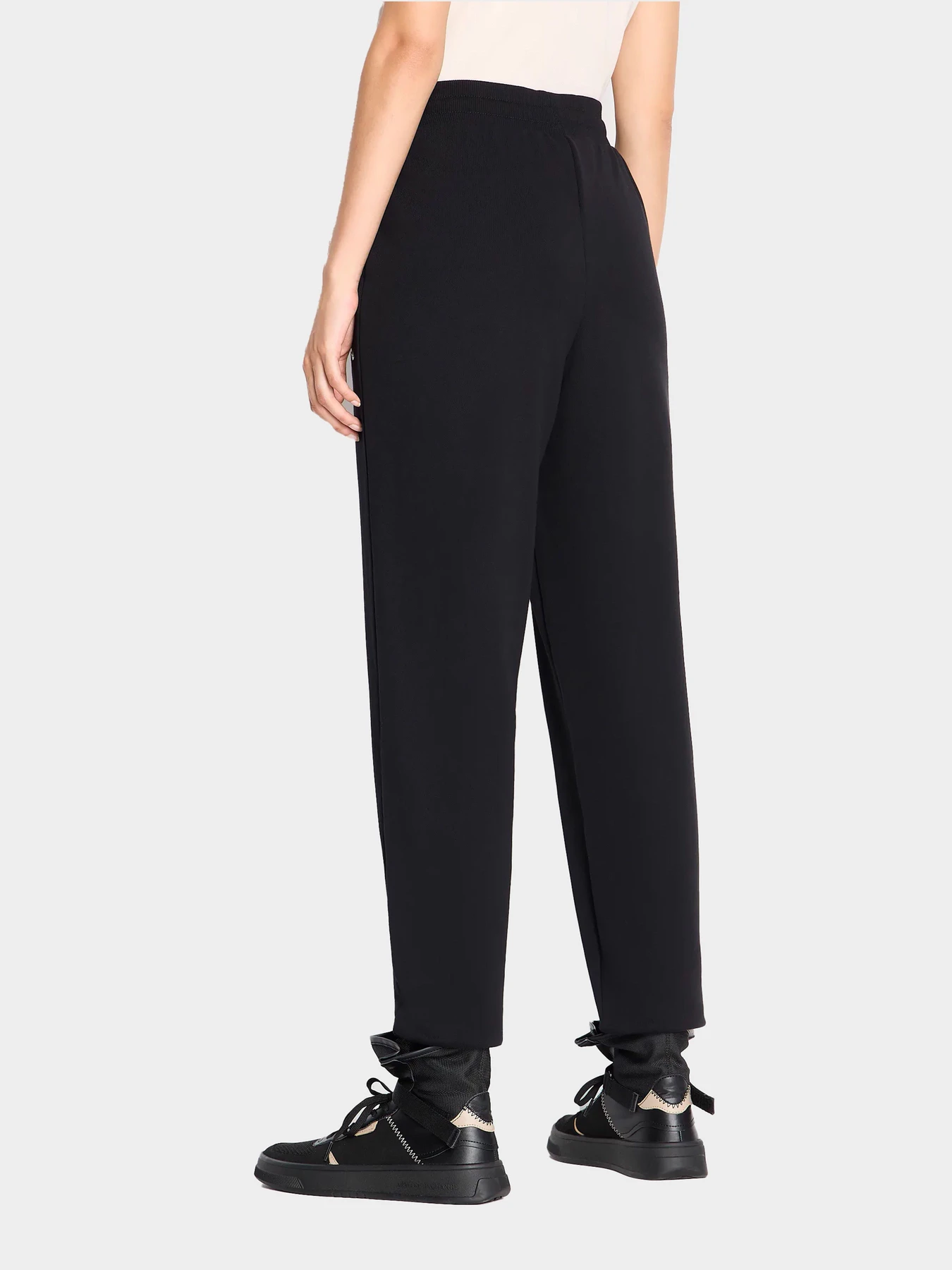 Брюки Armani Exchange модель 6RYP71-YJDBZ-1200 Брюки Armani Exchange модель 6RYP71-YJDBZ-1200 Фото