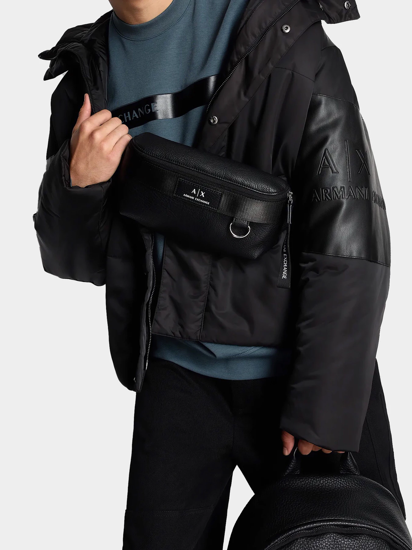 Куртки и дубленки Armani Exchange модель 6RZB13-ZNJ7Z-1200 Куртки и дубленки Armani Exchange модель 6RZB13-ZNJ7Z-1200 Фото