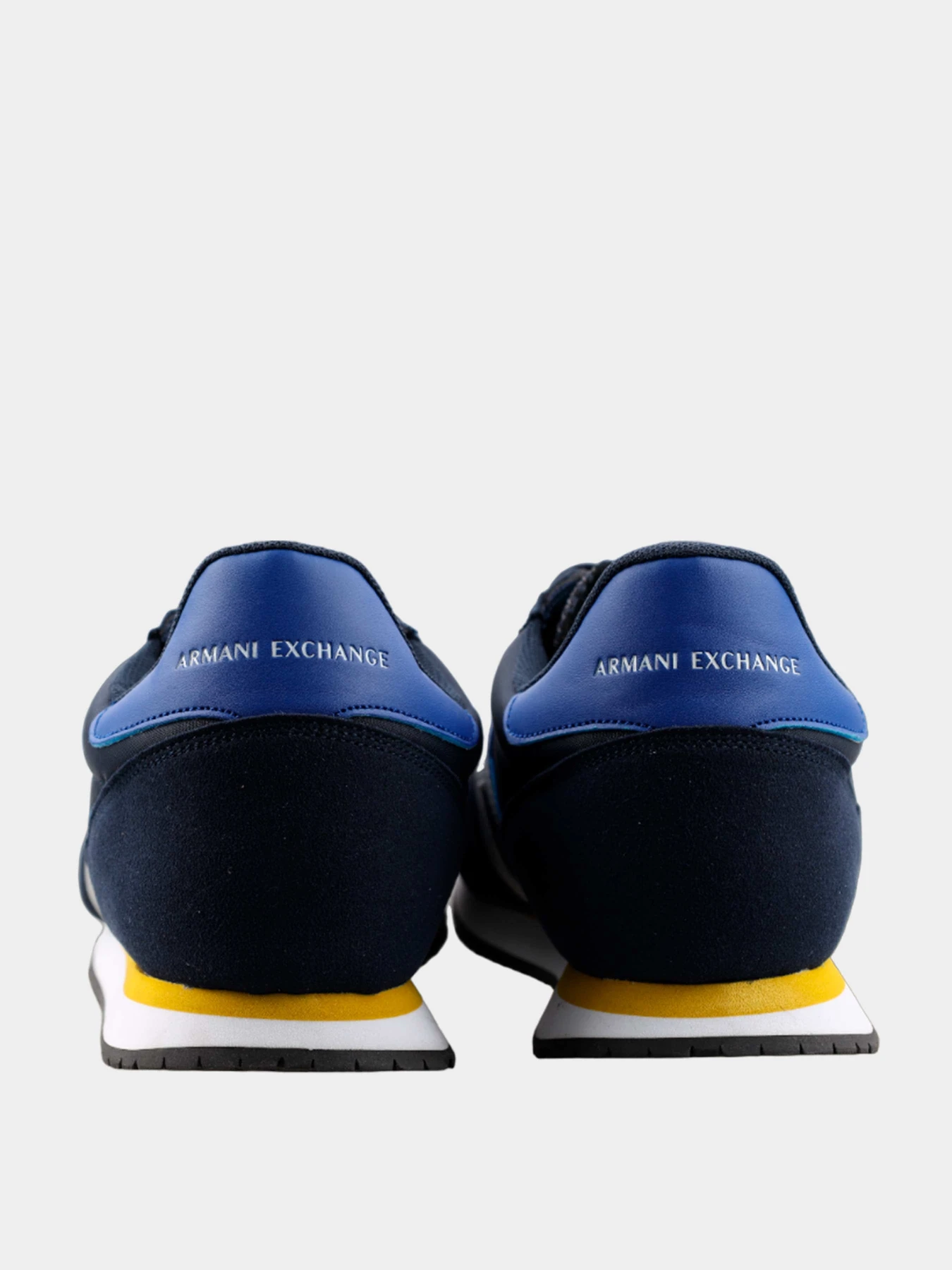Кроссовки Armani Exchange модель XUX017-XCC68-D959 Кроссовки Armani Exchange модель XUX017-XCC68-D959 Фото