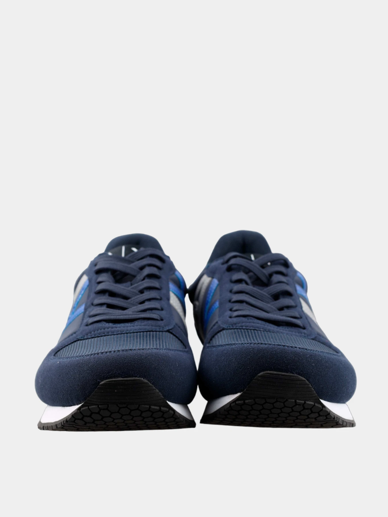 Кроссовки Armani Exchange модель XUX017-XCC68-D959 Кроссовки Armani Exchange модель XUX017-XCC68-D959 Фото