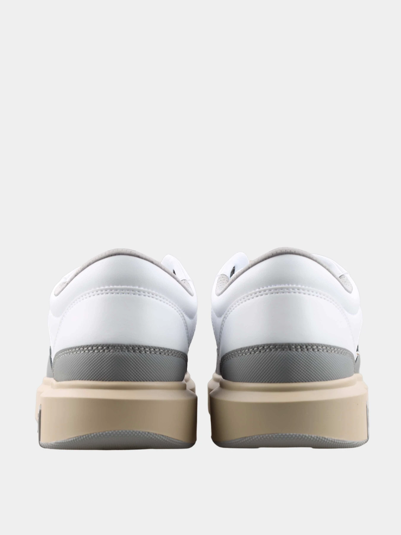 Кроссовки Armani Exchange модель XUX191-XV785-K525 Кроссовки Armani Exchange модель XUX191-XV785-K525 Фото
