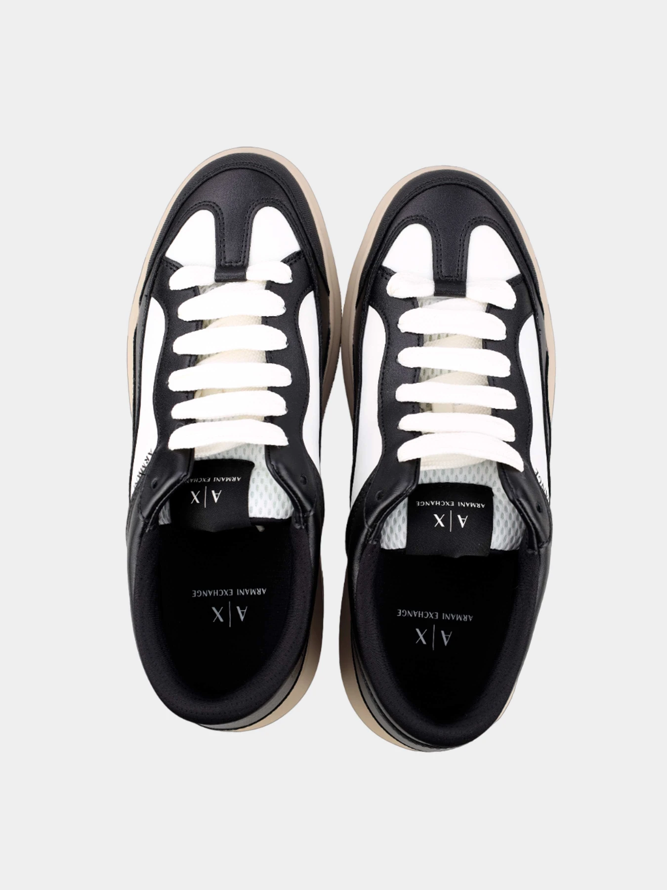 Кроссовки Armani Exchange модель XUX191-XV785-N814 Кроссовки Armani Exchange модель XUX191-XV785-N814 Фото