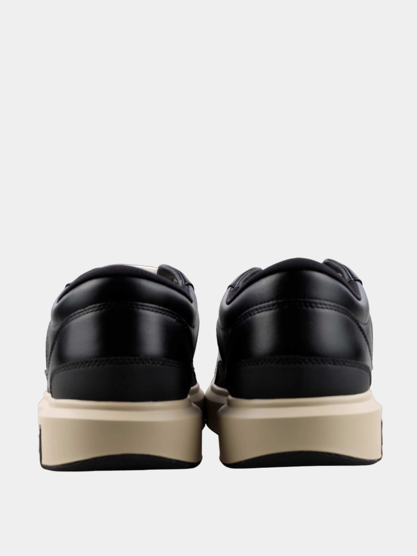 Кроссовки Armani Exchange модель XUX191-XV785-N814 Кроссовки Armani Exchange модель XUX191-XV785-N814 Фото