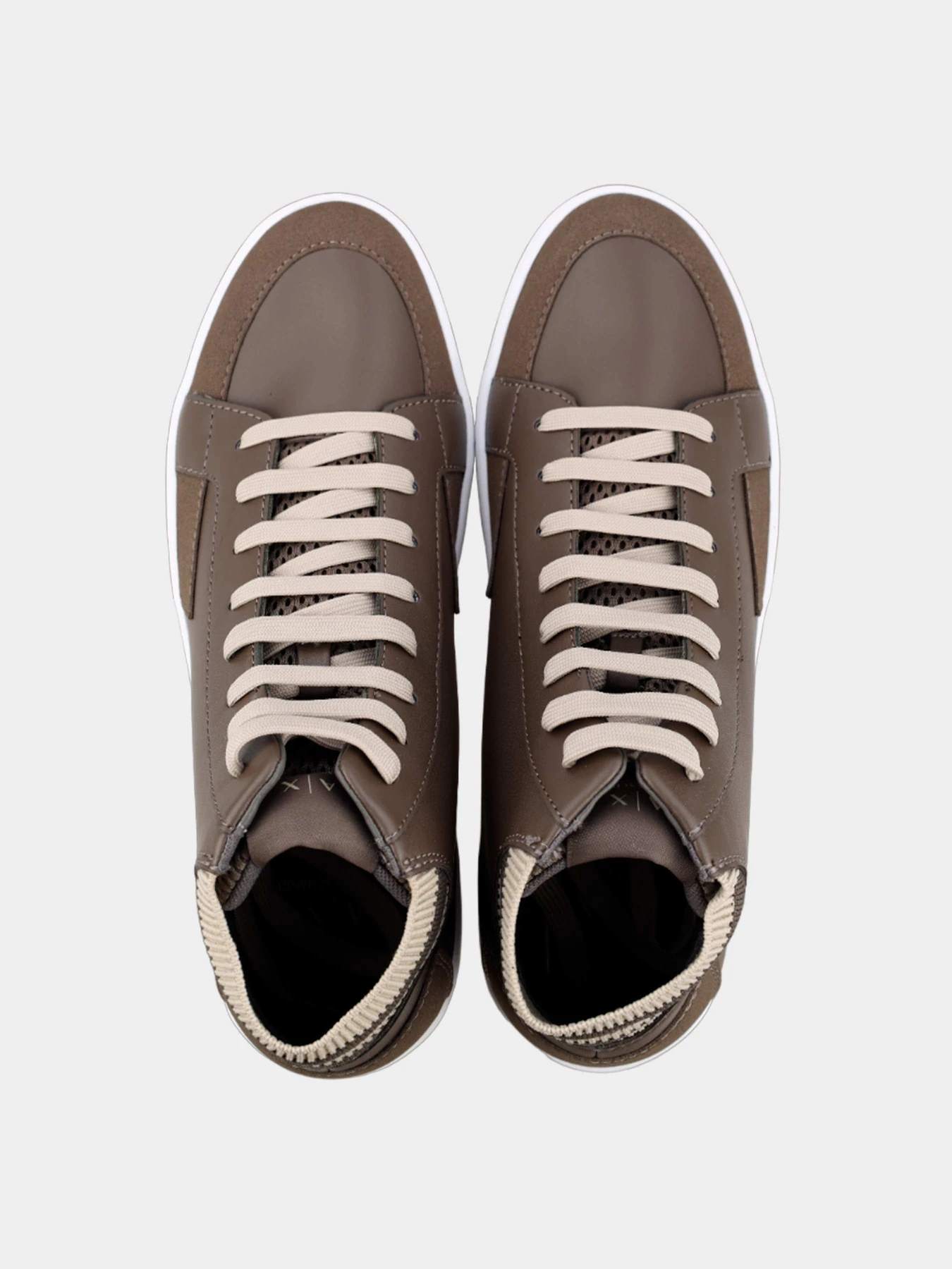 Кеды Armani Exchange модель XUZ054-XV783-T067 Кеды Armani Exchange модель XUZ054-XV783-T067 Фото