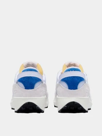 Кроссовки NIKE модель DX2931-400 Фото